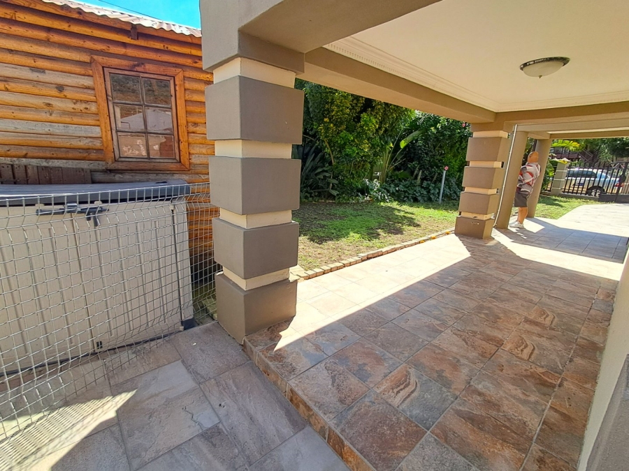 4 Bedroom Property for Sale in Bergsig Western Cape